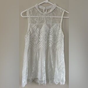 Entro White Lace Sleeveless Blouse